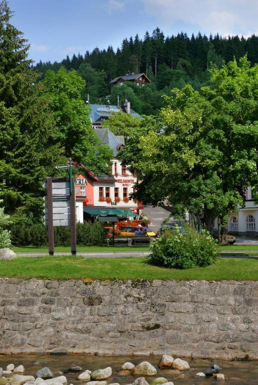 Hotel pizzeria Belmonte Špindlerŭv Mlýn Esterno foto